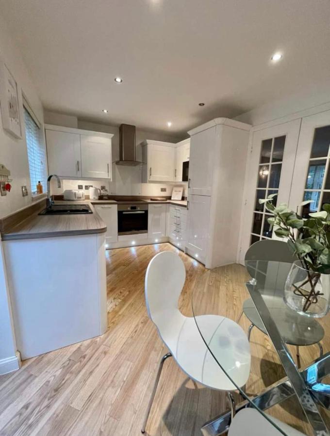 Modern + Secluded 3 Bed, 10 Mins Into City Centre Spixworth Exterior photo